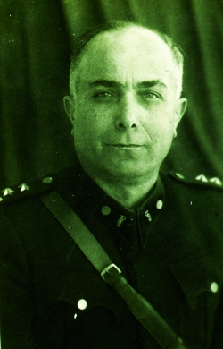 Dr. Mümtaz Ataman
