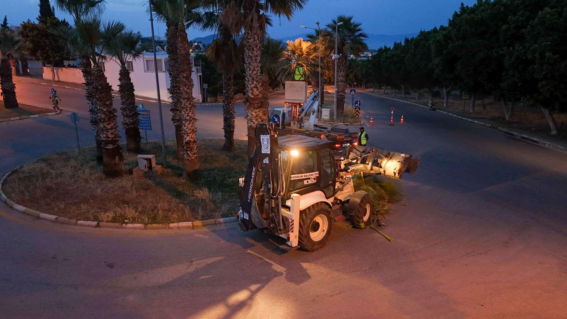 HOLIDAY SHINE: BODRUM’S FIELD TEAMS PREP THE PENINSULA FOR EID