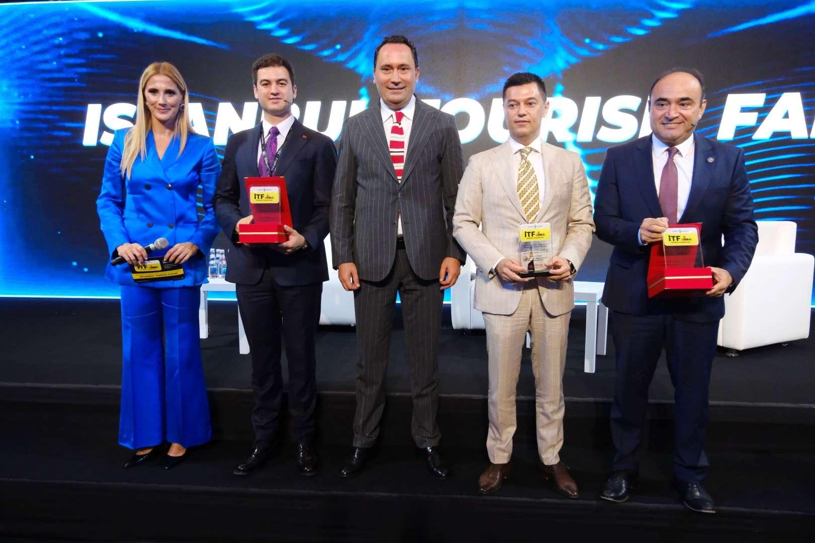 MAYOR MANDALİNCİ PROMOTES BODRUM AT ISTANBUL TOURISM FAIR