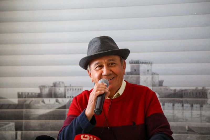 “FARK YARATAN KARYALI KADINLAR GÖRSEL SANATLAR VE ŞİİR SERGİSİ” AÇILDI