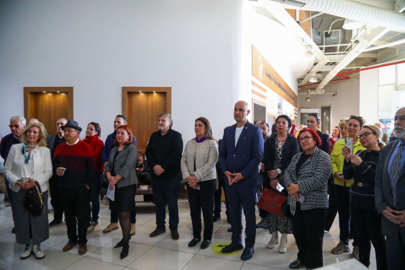 “FARK YARATAN KARYALI KADINLAR GÖRSEL SANATLAR VE ŞİİR SERGİSİ” AÇILDI