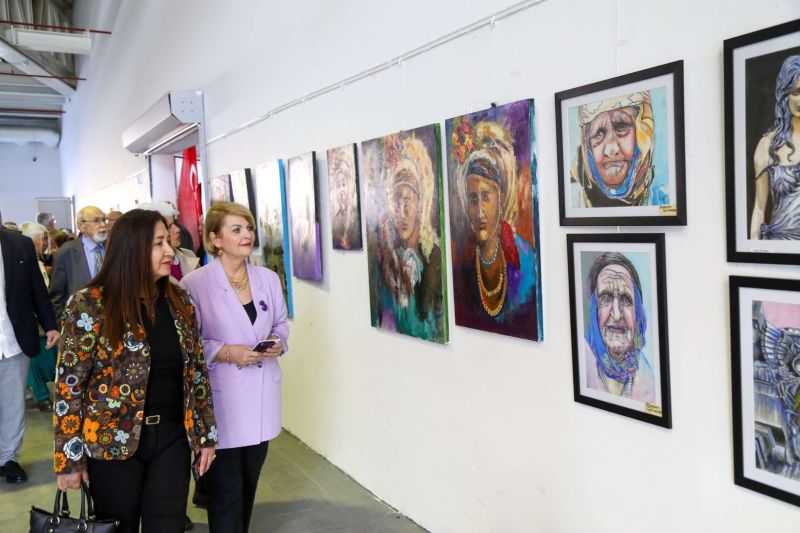 “FARK YARATAN KARYALI KADINLAR GÖRSEL SANATLAR VE ŞİİR SERGİSİ” AÇILDI