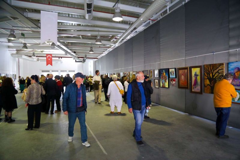 “FARK YARATAN KARYALI KADINLAR GÖRSEL SANATLAR VE ŞİİR SERGİSİ” AÇILDI