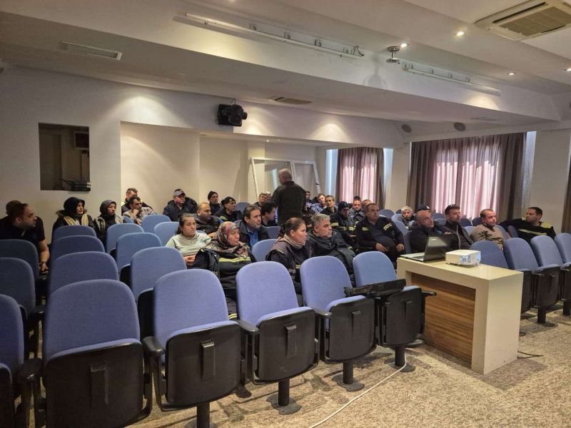 BELEDİYE PERSONELİNE YANGIN EĞİTİMİ