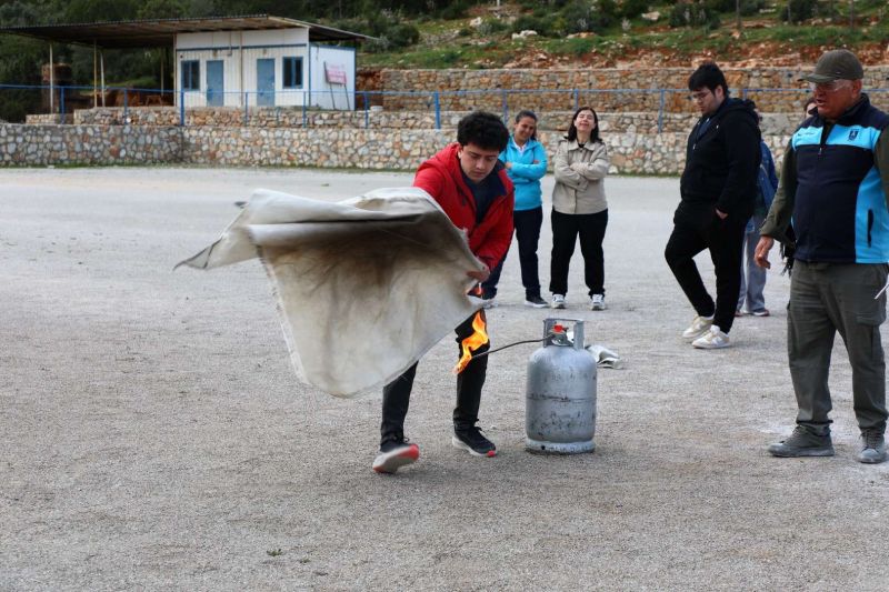 BELEDİYE, YANGIN EĞİTİMİ PROGRAMLARINI SÜRDÜRÜYOR