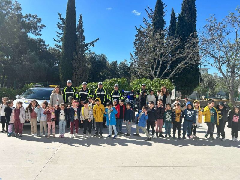 İLKOKUL ÖĞRENCİLERİNE TRAFİK BİLİNCİ EĞİTİMİ