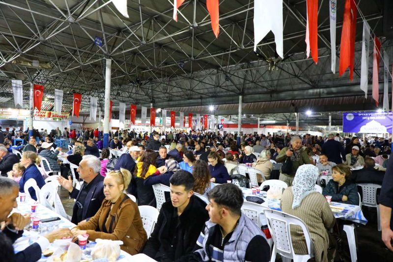 BODRUM, BAYRAMI BİRLİK VE BERABERLİKLE KARŞILIYOR