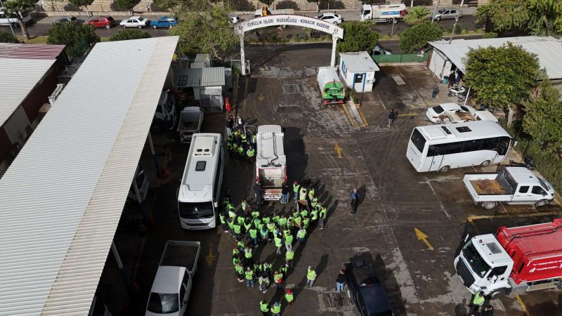 YENİ TEMİZLİK PERSONELİ GÖREVE BAŞLADI