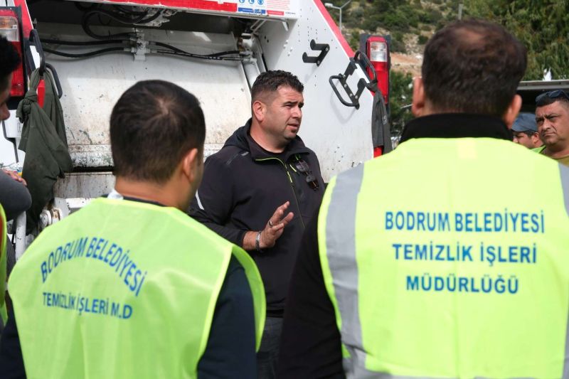 YENİ TEMİZLİK PERSONELİ GÖREVE BAŞLADI