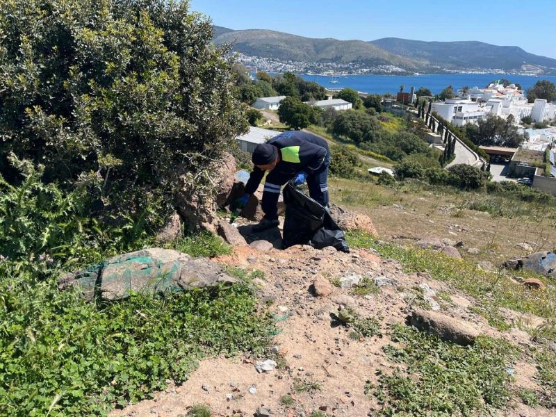 GÜMBET MAHALLESİ’NDE KAPSAMLI TEMİZLİK ÇALIŞMASI