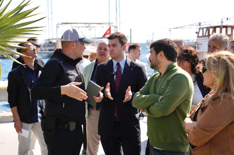 MAYOR MANDALİNCİ CONTINUES FIELD VISITS WITH A STOP IN KUMBAHÇE