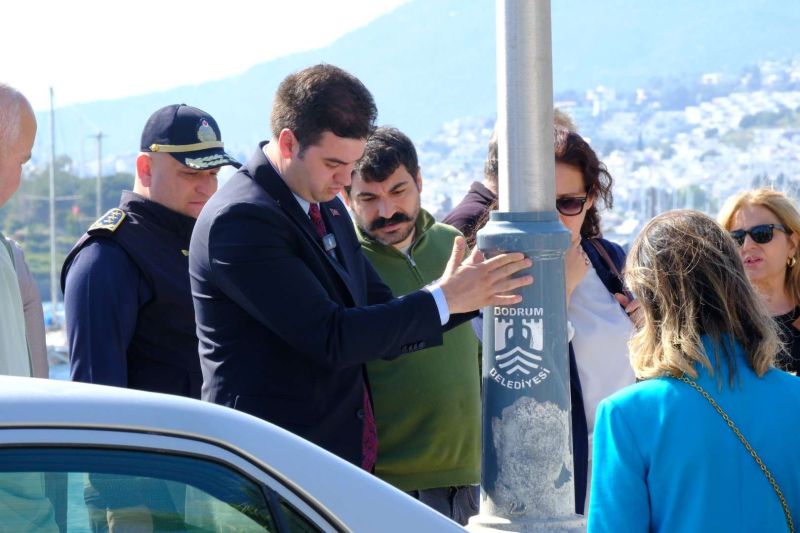 MAYOR MANDALİNCİ CONTINUES FIELD VISITS WITH A STOP IN KUMBAHÇE