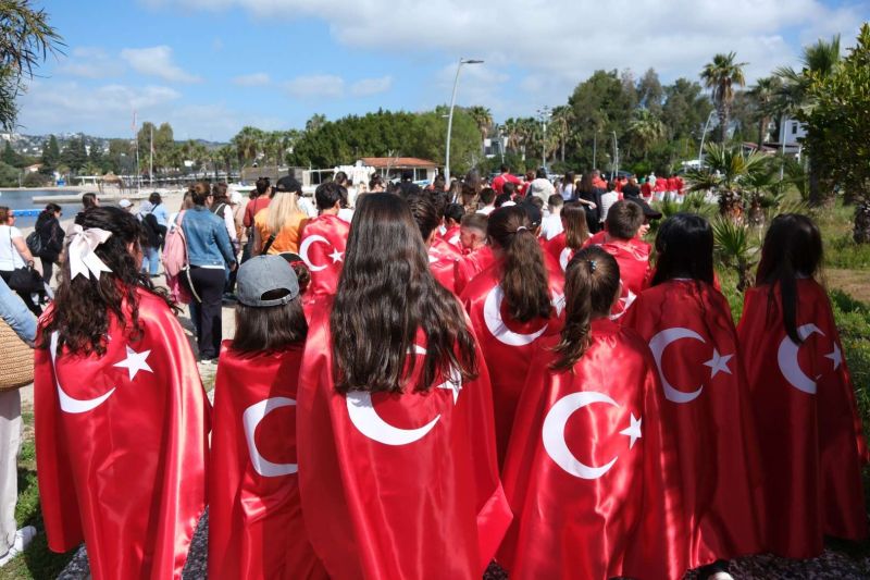 BİTEZ’İN YENİ FESTİVALİ RENKLİ GÖRÜNTÜLERLE GEÇTİ