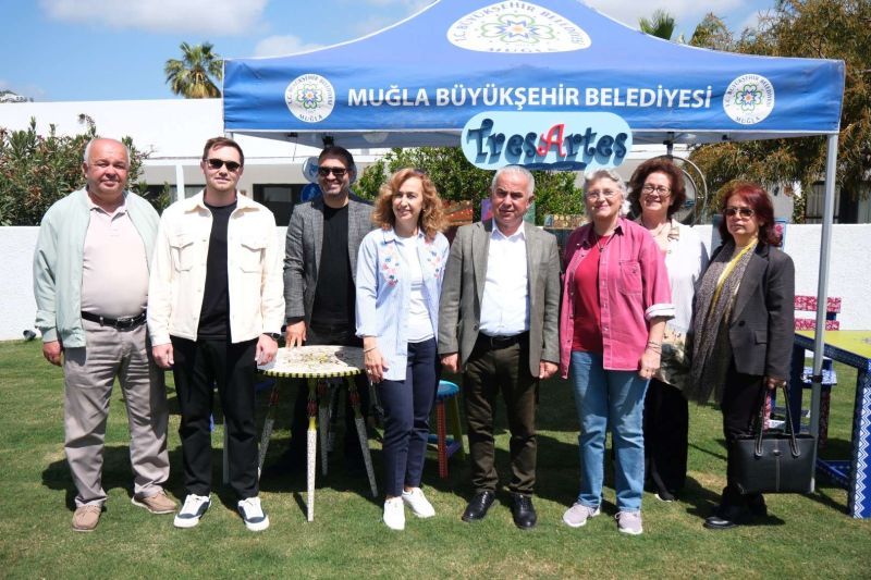 BİTEZ’İN YENİ FESTİVALİ RENKLİ GÖRÜNTÜLERLE GEÇTİ