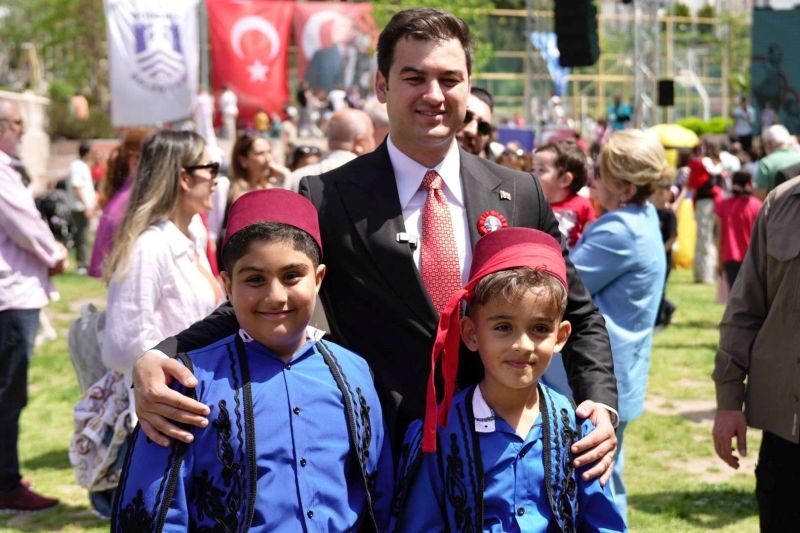 BODRUM’DA 23 NİSAN’A ÖZEL ETKİNLİKLERE YOĞUN KATILIM