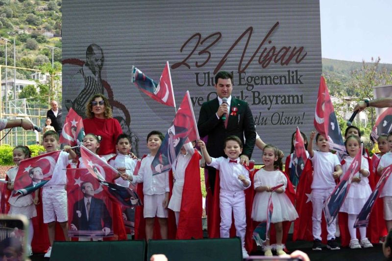 BODRUM’DA 23 NİSAN’A ÖZEL ETKİNLİKLERE YOĞUN KATILIM