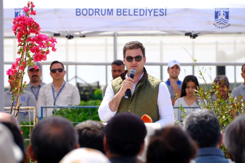 BODRUM PLANTS SEEDS OF SUSTAINABILITY WITH MASSIVE SEEDLING GIVEAWAY