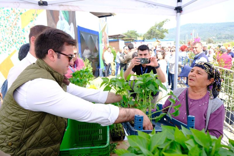 BODRUM PLANTS SEEDS OF SUSTAINABILITY WITH MASSIVE SEEDLING GIVEAWAY