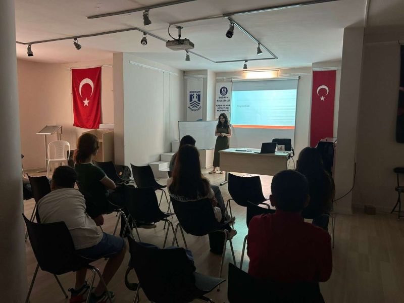 BELEDİYENİN “PSİKOEĞİTİM SEMİNERLERİ” LİSELER İLE DEVAM ETTİ