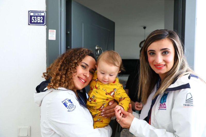 BELEDİYEDEN YENİ DOĞAN BEBEKLERE SICAK KARŞILAMA