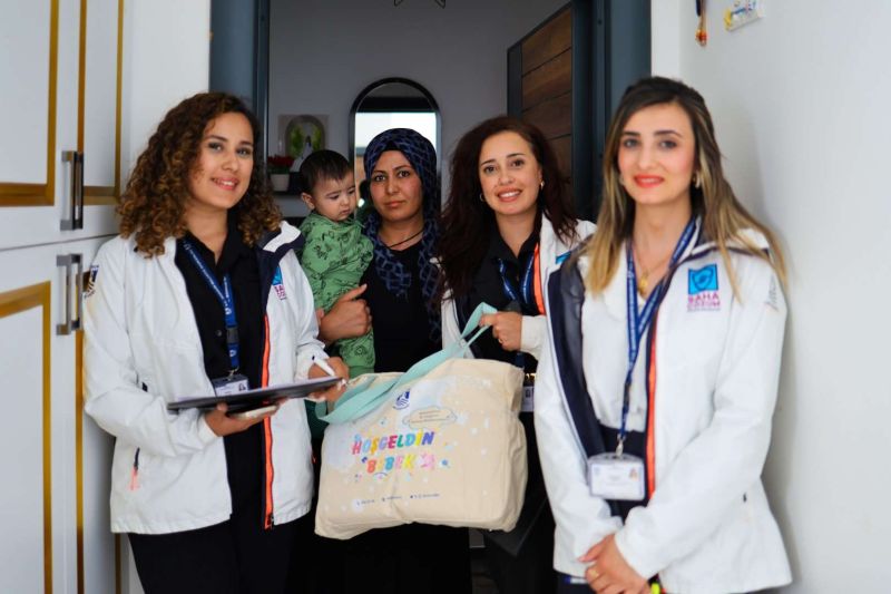 BELEDİYEDEN YENİ DOĞAN BEBEKLERE SICAK KARŞILAMA