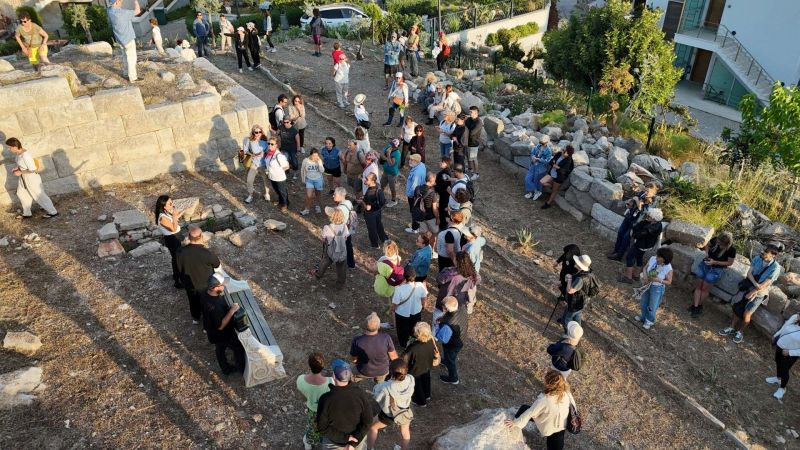 WALKING THE WALLS OF HALIKARNASSOS: BODRUM’S LIVING HISTORY DRAWS LOCAL APPLAUSE