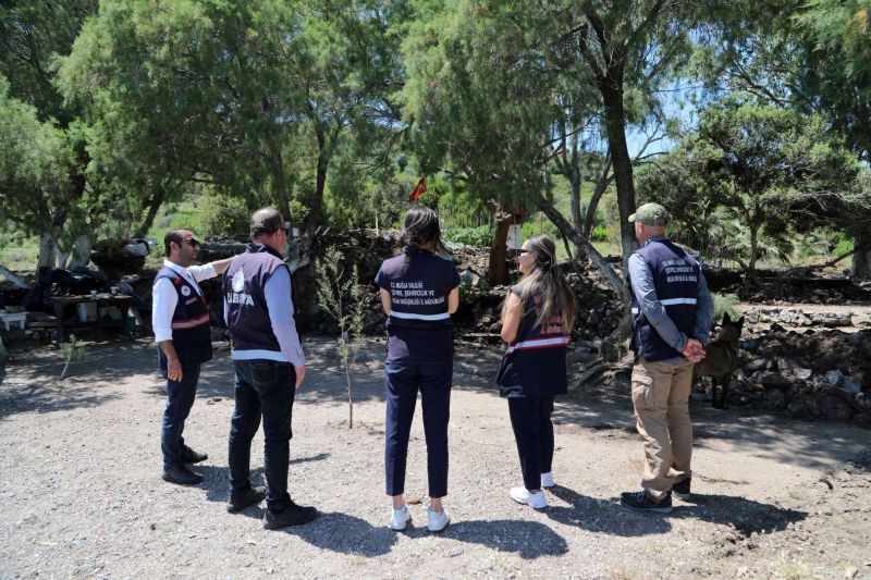 ILLEGAL STRUCTURES DEMOLISHED IN BODRUM’S PROTECTED ADABOĞAZI COVE