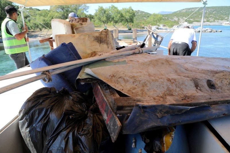 ILLEGAL STRUCTURES DEMOLISHED IN BODRUM’S PROTECTED ADABOĞAZI COVE