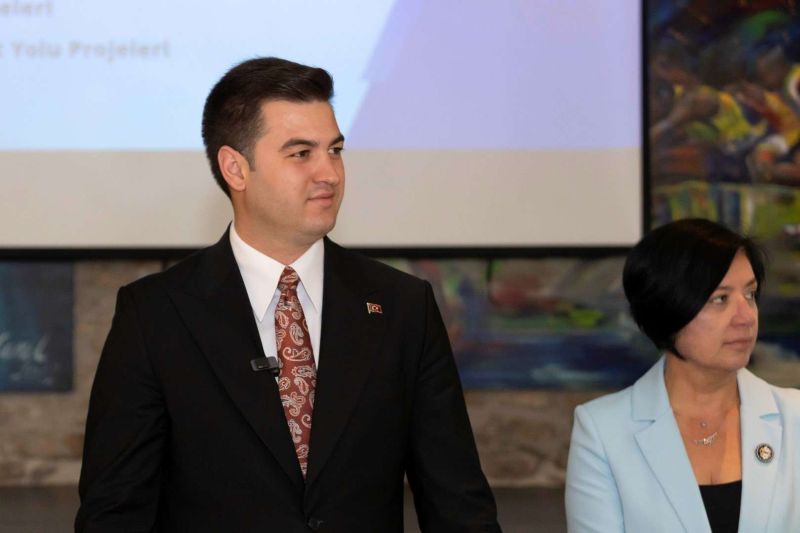 BAŞKAN MANDALİNCİ BASIN MENSUPLARI İLE BİR ARAYA GELDİ