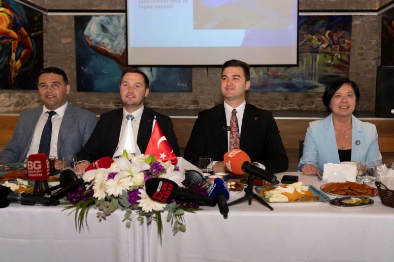 BAŞKAN MANDALİNCİ BASIN MENSUPLARI İLE BİR ARAYA GELDİ