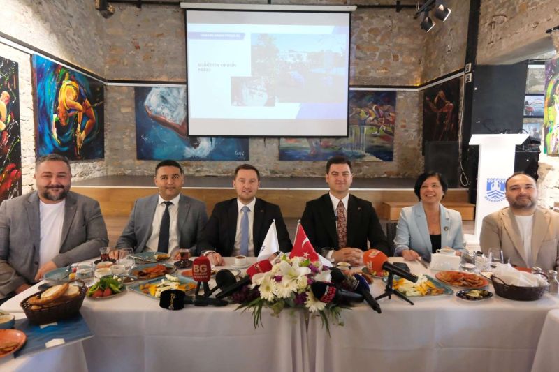 BAŞKAN MANDALİNCİ BASIN MENSUPLARI İLE BİR ARAYA GELDİ