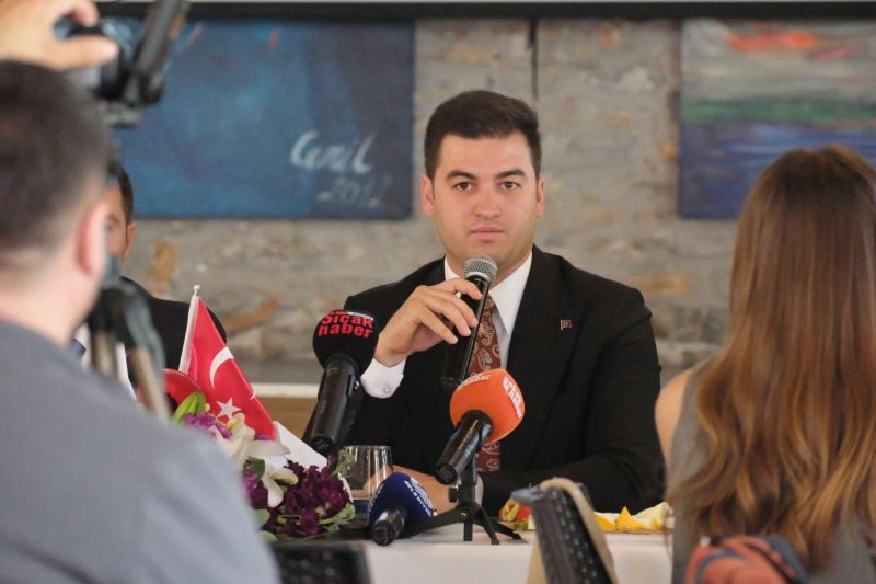 BAŞKAN MANDALİNCİ BASIN MENSUPLARI İLE BİR ARAYA GELDİ