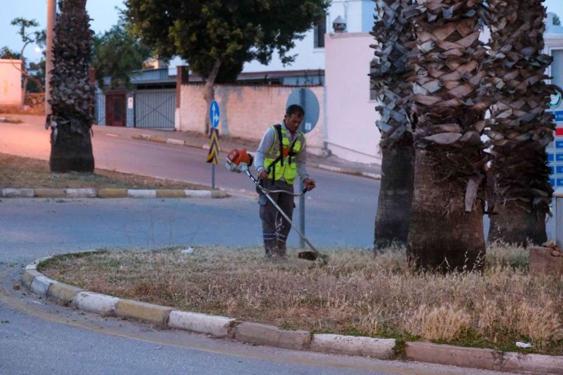 HOLIDAY SHINE: BODRUM’S FIELD TEAMS PREP THE PENINSULA FOR EID