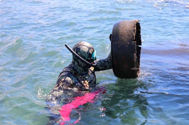 PROTECTING THE BLUE: THIRD PHASE OF SEABED CLEANUP HELD IN BİTEZ