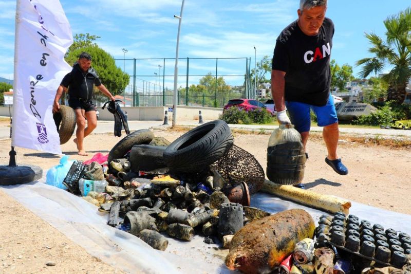 PROTECTING THE BLUE: THIRD PHASE OF SEABED CLEANUP HELD IN BİTEZ