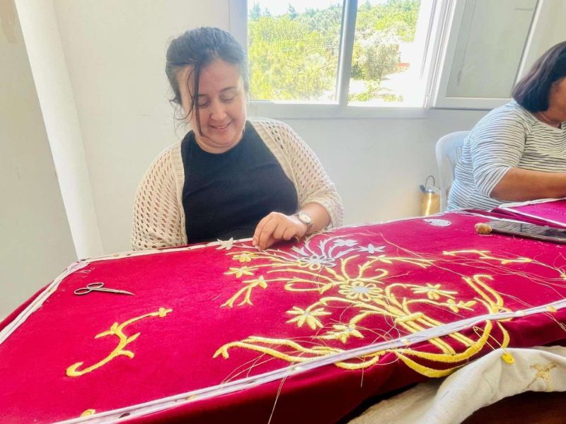 ÇİFTLİK KADIN YAŞAM MERKEZİ’NDE GELENEKSEL SANATLAR YAŞATILIYOR