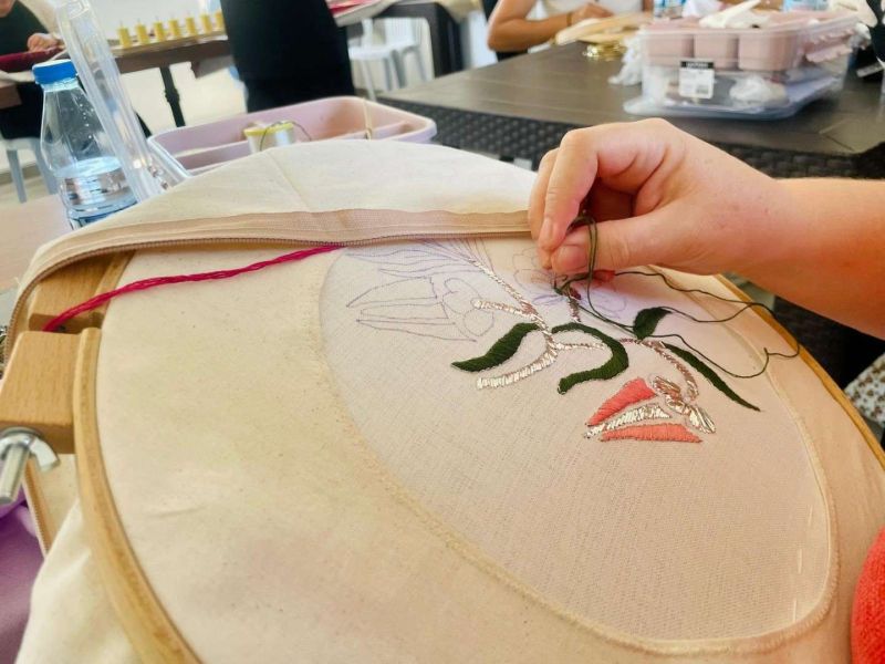 ÇİFTLİK KADIN YAŞAM MERKEZİ’NDE GELENEKSEL SANATLAR YAŞATILIYOR