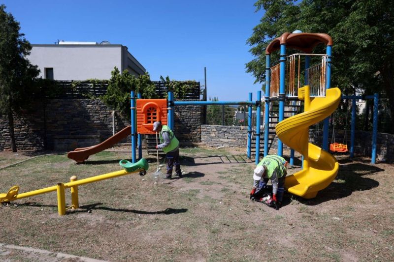 BELEDİYEDEN ÇEVRE TEMİZLİĞİ ÇALIŞMALARI