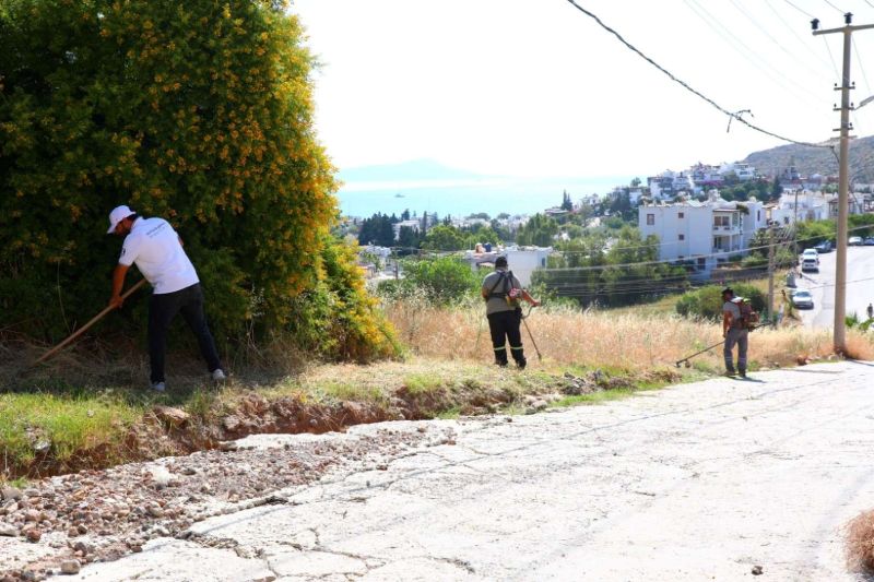 BELEDİYEDEN ÇEVRE TEMİZLİĞİ ÇALIŞMALARI