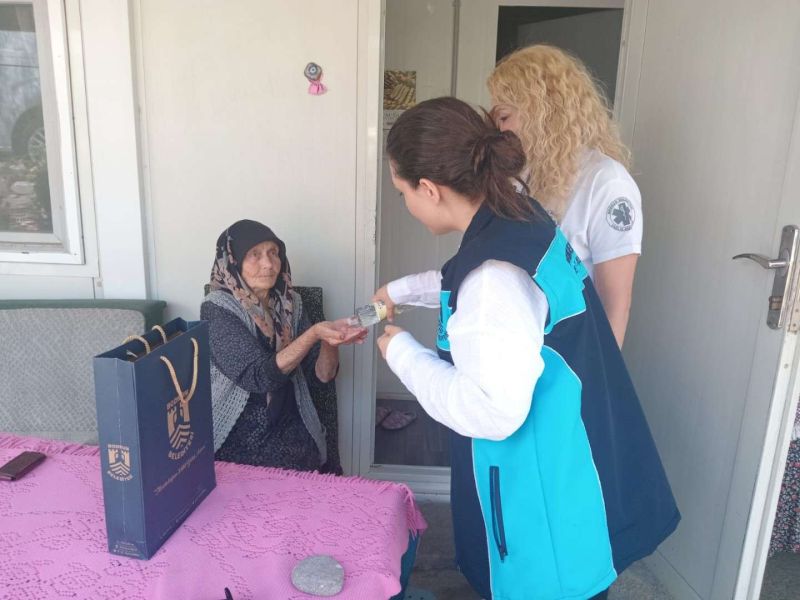 BELEDİYEDEN BAYRAM ÖNCESİ ANLAMLI ZİYARET