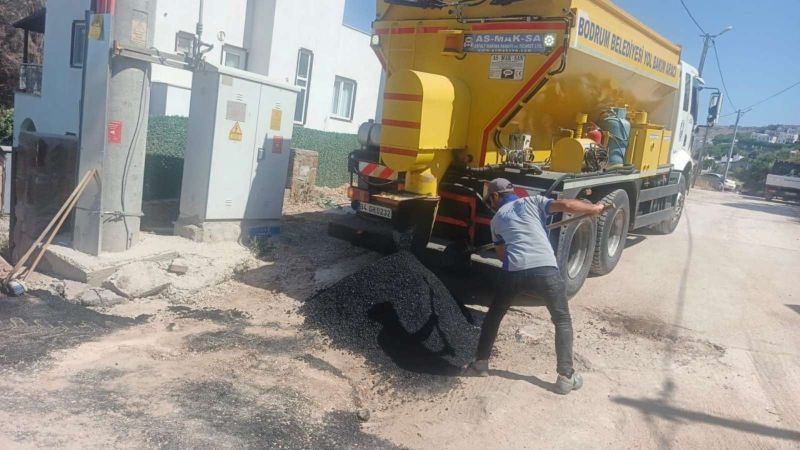 ROAD RENEWAL WORKS CONTINUE İN KÜÇÜKBÜK AHEAD OF HOLIDAY SEASON