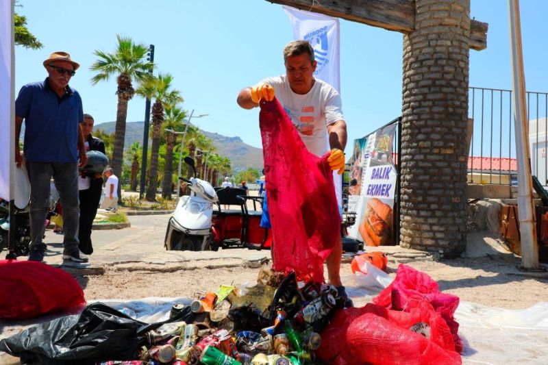 PROTECTING THE BLUE: THIRD PHASE OF SEABED CLEANUP CONTINUES IN TURGUTREİS