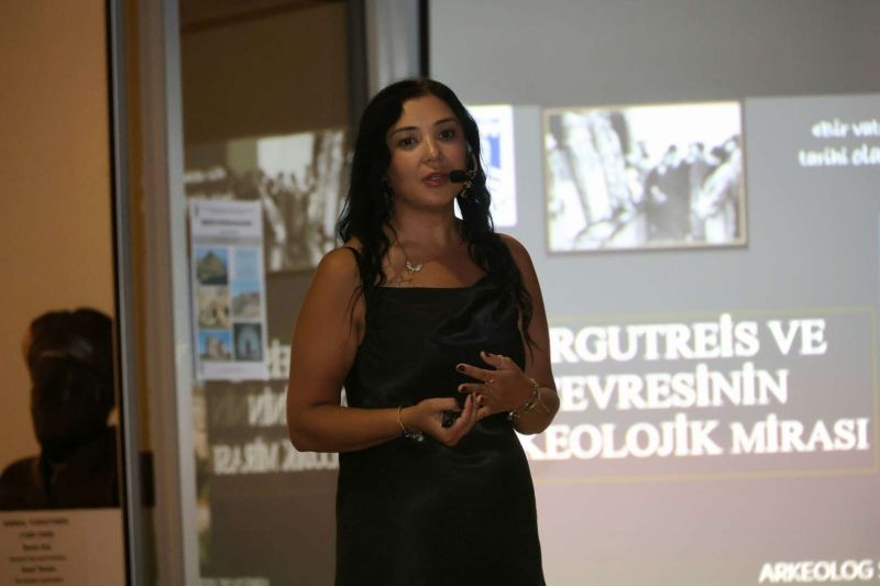TURGUTREİS’ ARCHAEOLOGICAL STORY CAPTIVATES LOCALS IN OPEN-AIR TALK