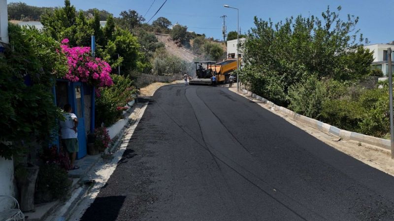 BODRUM MUNICIPALITY ADVANCES ASPHALT ROAD PAVING İN MULTIPLE NEIGHBORHOODS