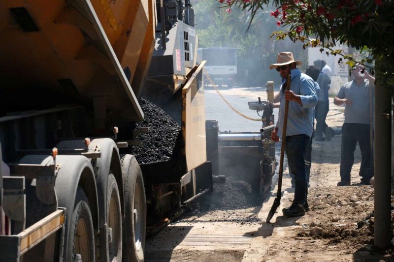 BODRUM MUNICIPALITY ADVANCES ASPHALT ROAD PAVING İN MULTIPLE NEIGHBORHOODS
