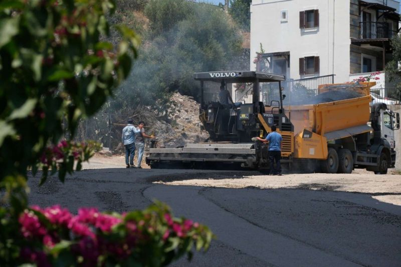 BODRUM MUNICIPALITY ADVANCES ASPHALT ROAD PAVING İN MULTIPLE NEIGHBORHOODS