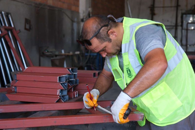 SMART SAVINGS: BODRUM BUILDS ITS OWN URBAN FURNITURE