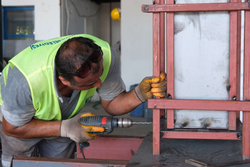 SMART SAVINGS: BODRUM BUILDS ITS OWN URBAN FURNITURE