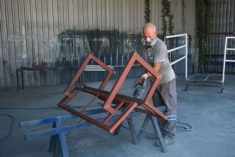 SMART SAVINGS: BODRUM BUILDS ITS OWN URBAN FURNITURE