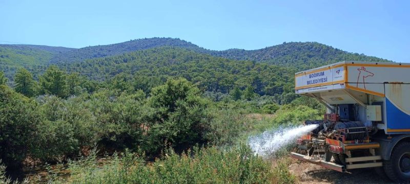 BODRUM MUNICIPALITY DELIVERS WATER TO DROUGHT-THREATENED PONDS IN RURAL AREAS